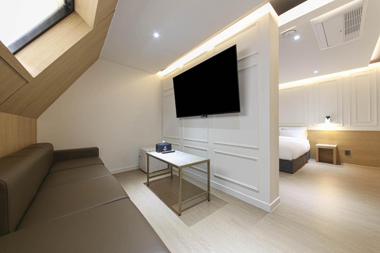 Brown Dot Hotel Pyeonghwa Plaza Mokpo Esterno foto