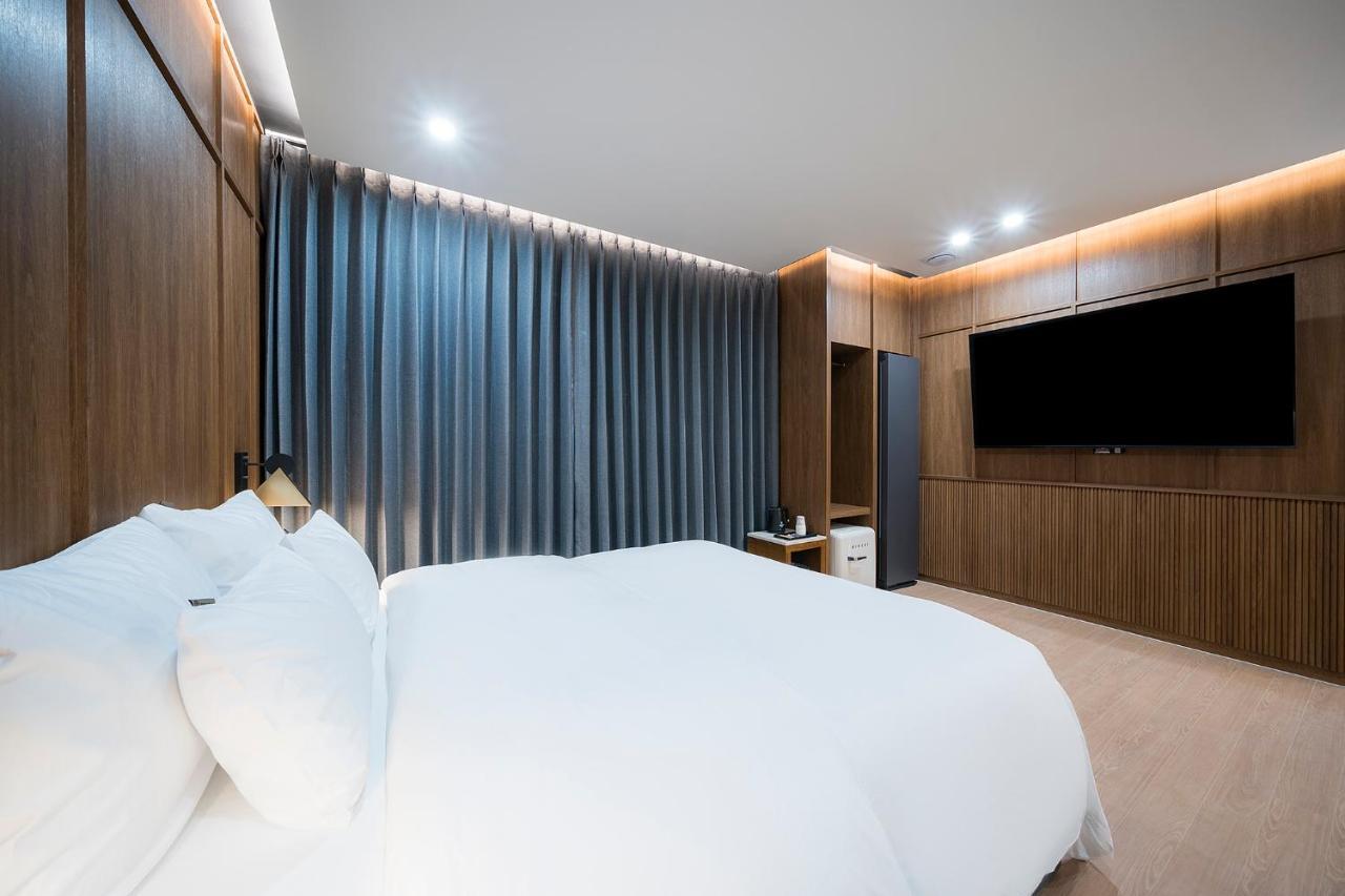 Brown Dot Hotel Pyeonghwa Plaza Mokpo Esterno foto